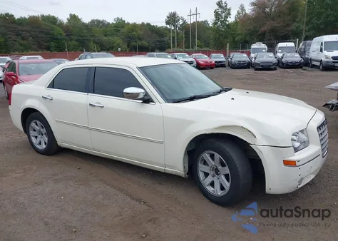 2010 Chrysler 300 Touring/Signature Series/Executive Series из США, поврежденный, VIN 2C3CA5CV9AH249929